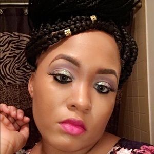 Meet your Posher, Keosha